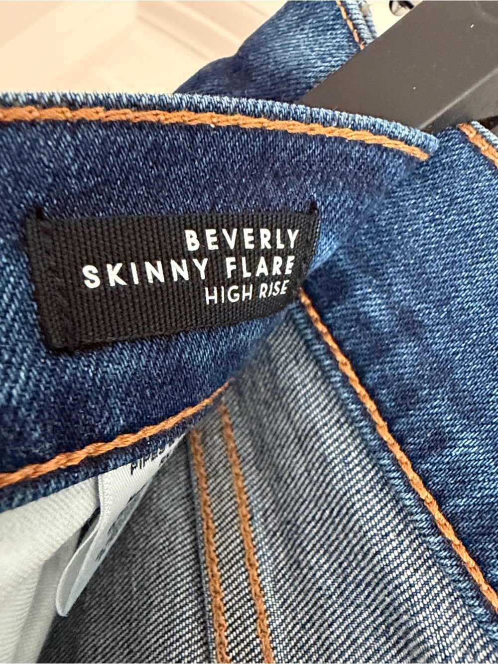 Veronica Beard Beverly Skinny Flare High Rise Bright Blue Jean Size 27 - Picture 5 of 8